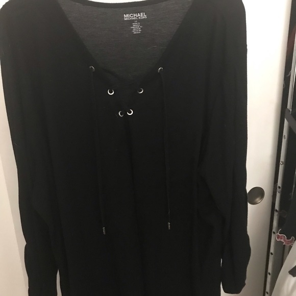Michael Kors 2X black, red, or blue lace-front top - Picture 1 of 3